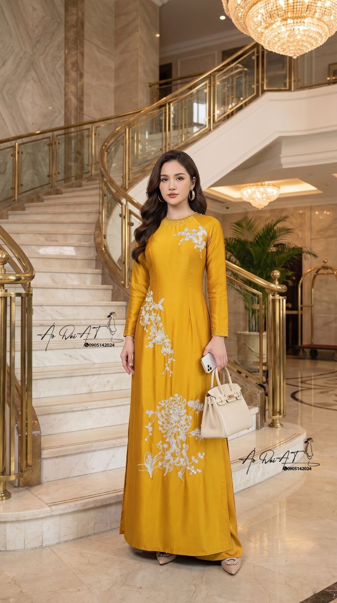 Aó dài trung niên màu vang ADTN-011-1